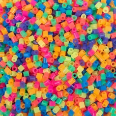 PlayBox: 5mm MIDI Neon-farbene Bügelperlen im Eimer, 5.000 Stück Packung Bild 2