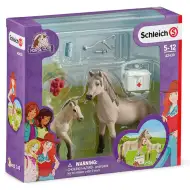 Schleich: Horse Club - Hannahs Erste-Hilfe-Spielset mit Pferdefiguren (42430)