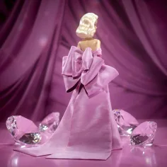 Barbie: Signature Marilyn Monroe Sammlerpuppe 33 cm - Mattel Bild 6