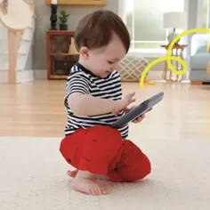 Fisher-Price: Lachen und Lernen Lern-Tablet, Ausgabe 2024 (ungarische Sprache) - Mattel Bild 4