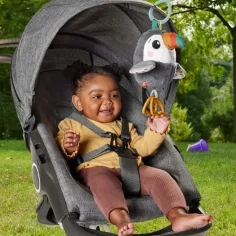 Fisher Price: Niedlicher fliegender Tukan – Plüschspielzeug für Babys - Mattel Bild 2