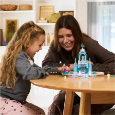 LEGO® Disney: Elsas Eiskönigreich und ihre Schlittenabenteuer (43281) Bild 4