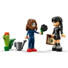 LEGO® Mittwoch: Schwarze Dahlie (76784) Bild 4