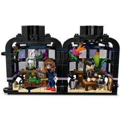 LEGO® Mittwoch: Schwarze Dahlie (76784) Bild 5