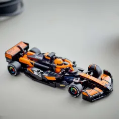 LEGO® Speed Champions: McLaren F1® Team MCL38 Rennwagen (77251) Bild 5