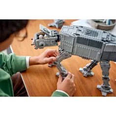 LEGO® Star Wars™: Der AT-AT™-Läufer des Wiedergeborenen Imperiums mit INT-4 Bild 15