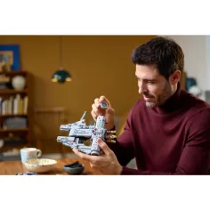 LEGO® Star Wars™: Millenniumfalke™ (75375) Bild 3