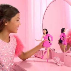 Barbie: Trendige Freundinnen - Schwarzhaarige Puppe - Mattel Bild 3