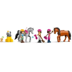 LEGO® Friends: Reiterhof und Reitschule (42688) Bild 6
