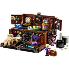 LEGO® Wednesday: Things Unterkunft (76785) Bild 2